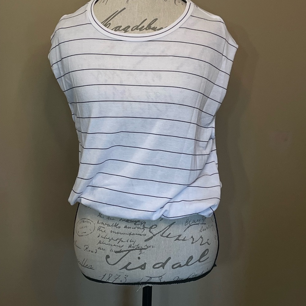 Gee♥️Gee stripped shirt